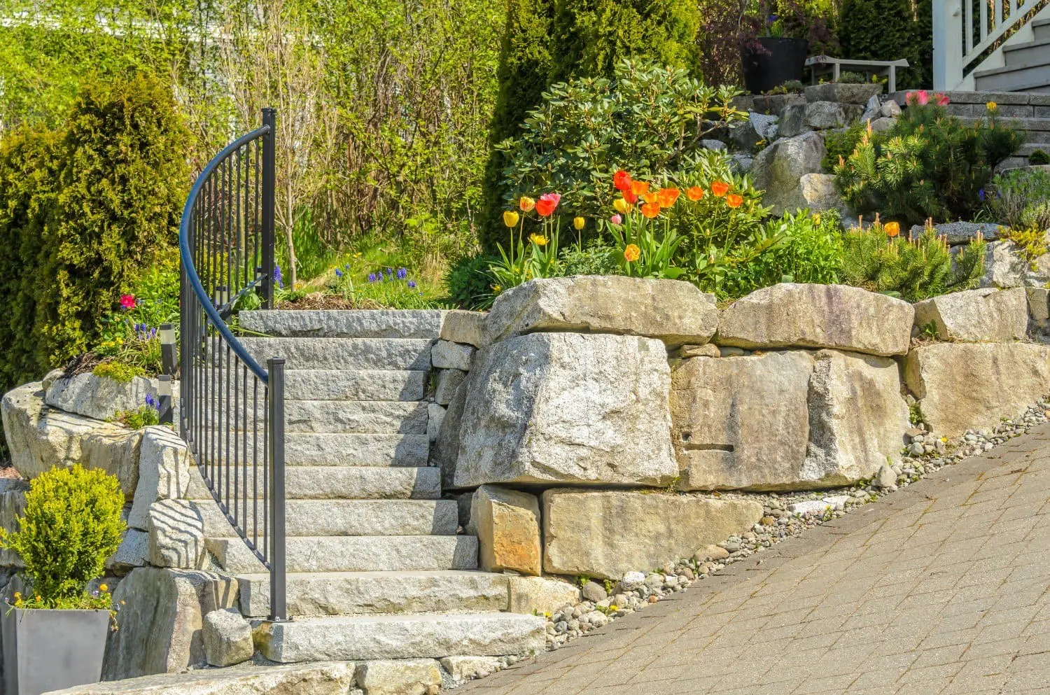 Professional stone staircase, retaining wall, and hardscaping services in Napa, CA by Keystone Yards.