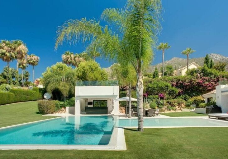 luxury outdoor bar design ideas