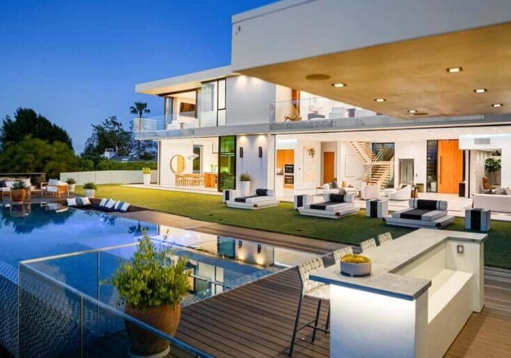 luxury outdoor entertainment design ideas