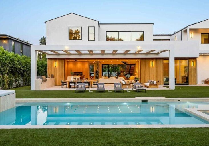 luxury outdoor kitchen design trends for Napa Valley Homes